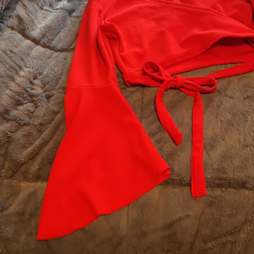 RED TOP - Picture 2 of 4
